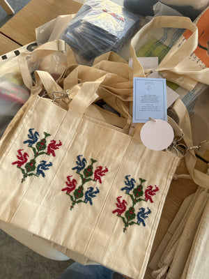 Sama- tote bags with pockets white