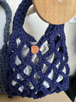 Fann by Zain fishnet crochet bag
